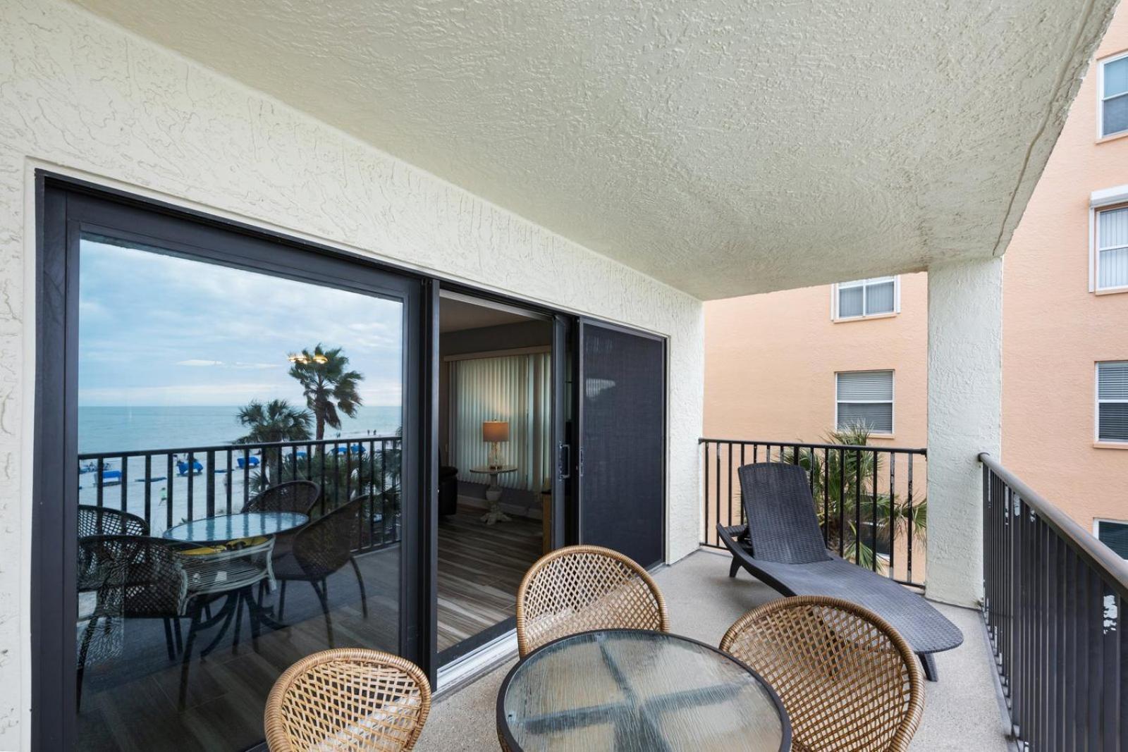 סיינט פיט ביץ' 201 Sandy Shores Condos מראה חיצוני תמונה